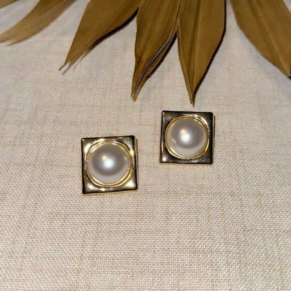 Vintage pearl earrings M513 - Picture 2 of 4